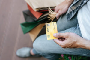 Cómo Utilizar tu Tarjeta de Crédito para Fortalecer tu Historial en el Buró: Tácticas Efectivas que Realmente Funcionan